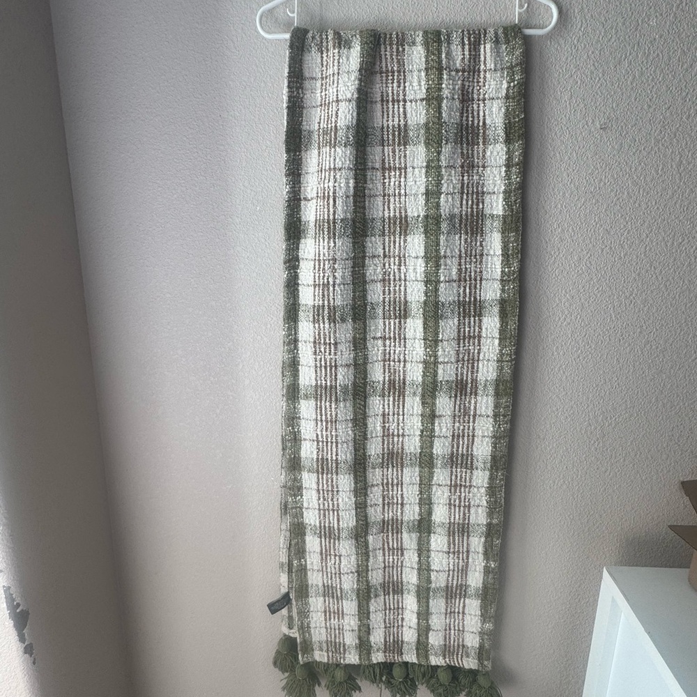 Rachel Zoe Woven Scarf in Green and Cream